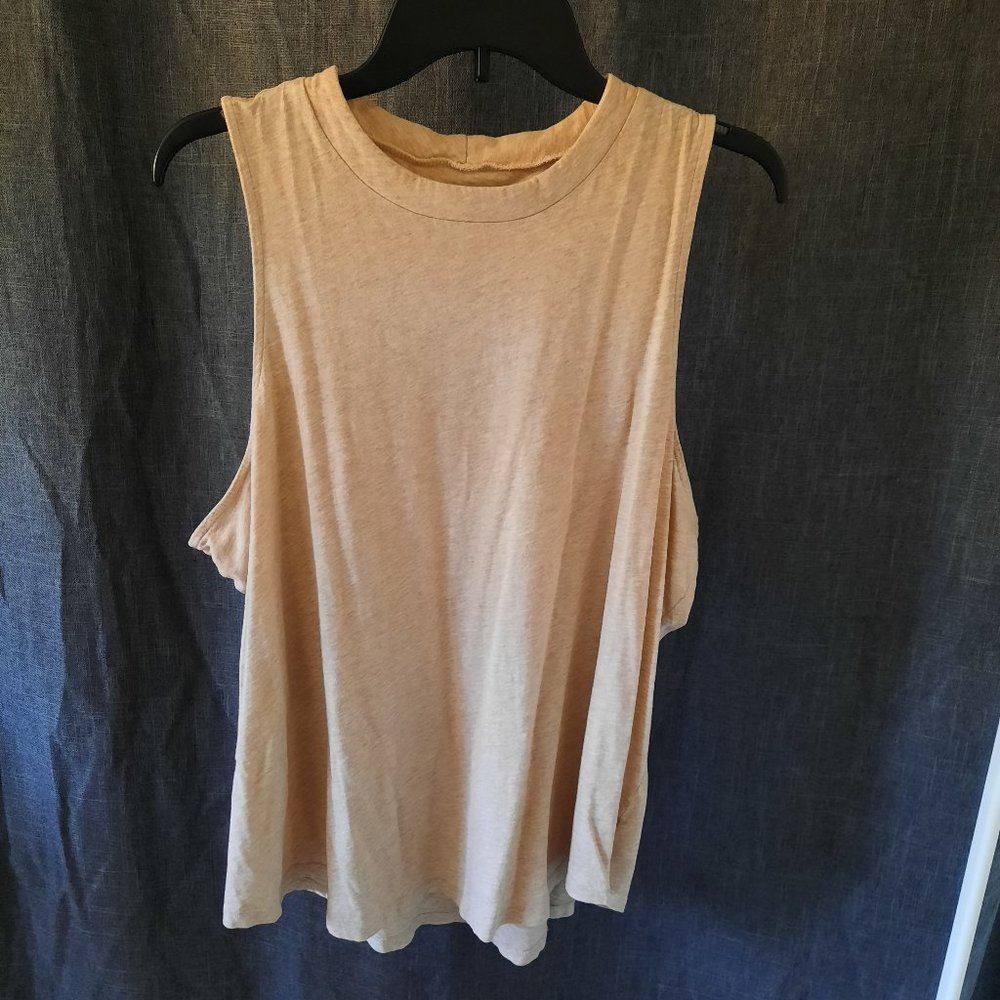 Old Navy Tee